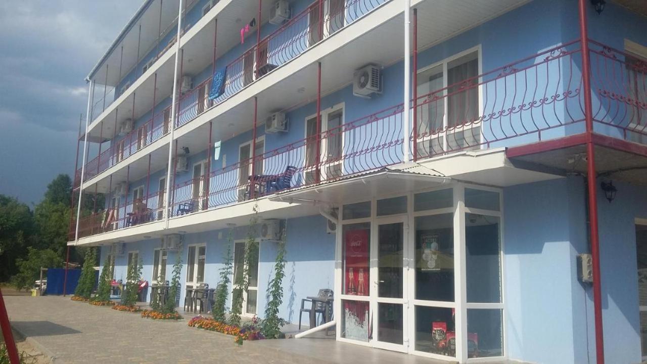 Гостиница "Атлант" Zaliznyy Havn Eksteriør billede